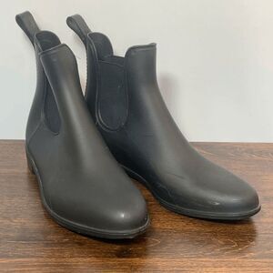 Capelli Chelsea New York Rain Ankle Boot Size 10